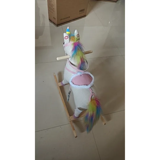 AIYAPLAY Cheval à bascule pour bébés design licorne avec son cheval à bascule base en bois pour enfants 1-3 ans crème